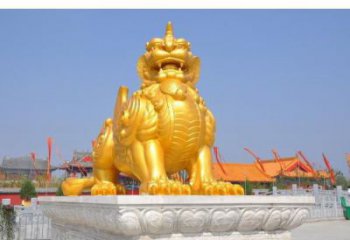 城東廣場貔貅雕塑，動(dòng)物彩繪雕塑，抽象效果