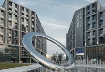 眉山水簾圓環雕塑，直噴式旱地水景噴泉雕塑